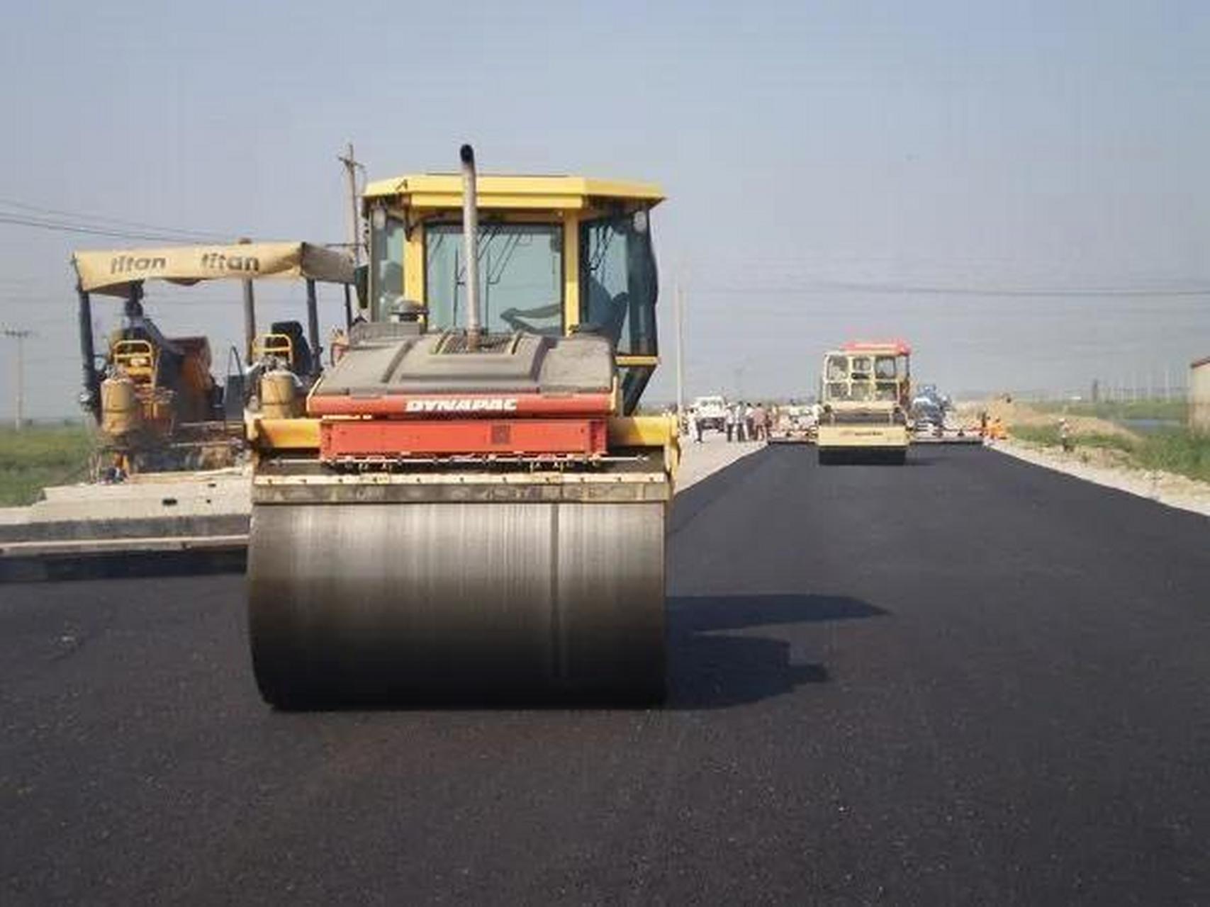 水泥路壽命更長(zhǎng)，為何高速公路偏好瀝青路面？